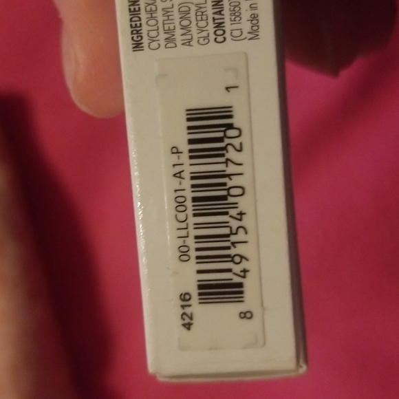 Liquid lip color - Picture 3 of 6